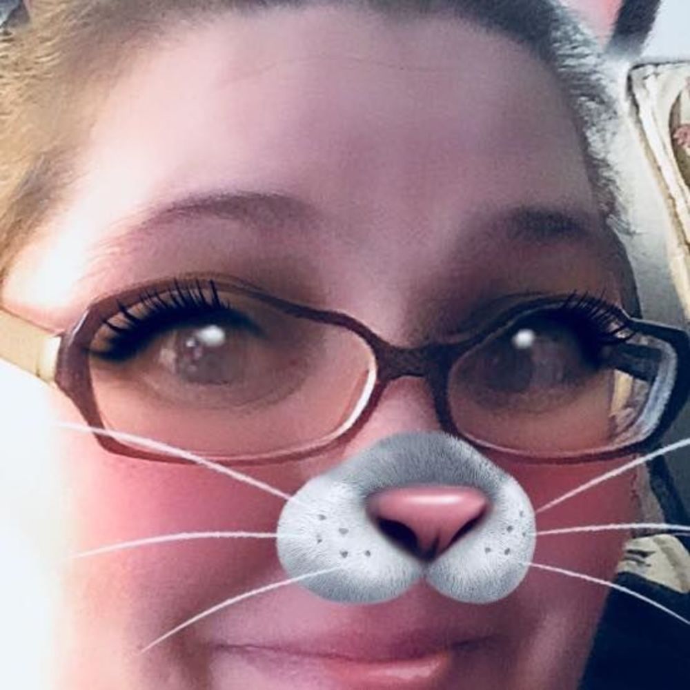 Meet your Posher, Jenn
